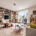 Apartment Veeve - Hidden Heaven Paris